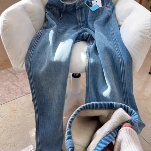 Women's Autumn Winter High Waist Velvet Thick Jeans Loose Fit Fashion for Aunty Flattering for Pear Shape